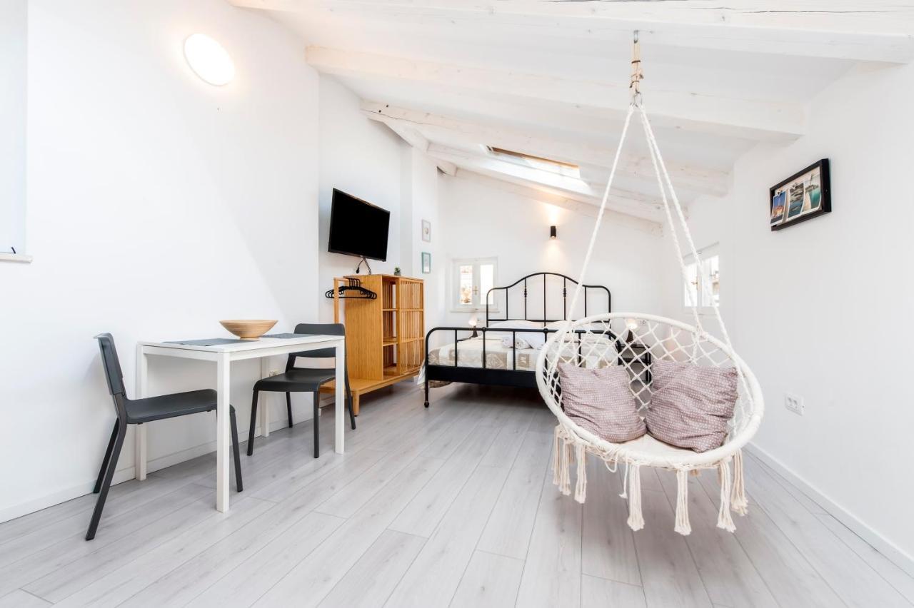 Cozy Garzoto Studios Rovinj Exteriör bild
