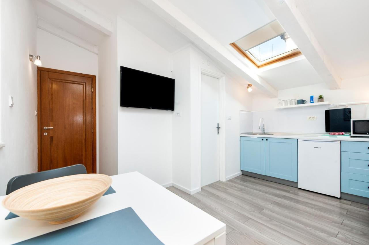 Cozy Garzoto Studios Rovinj Exteriör bild