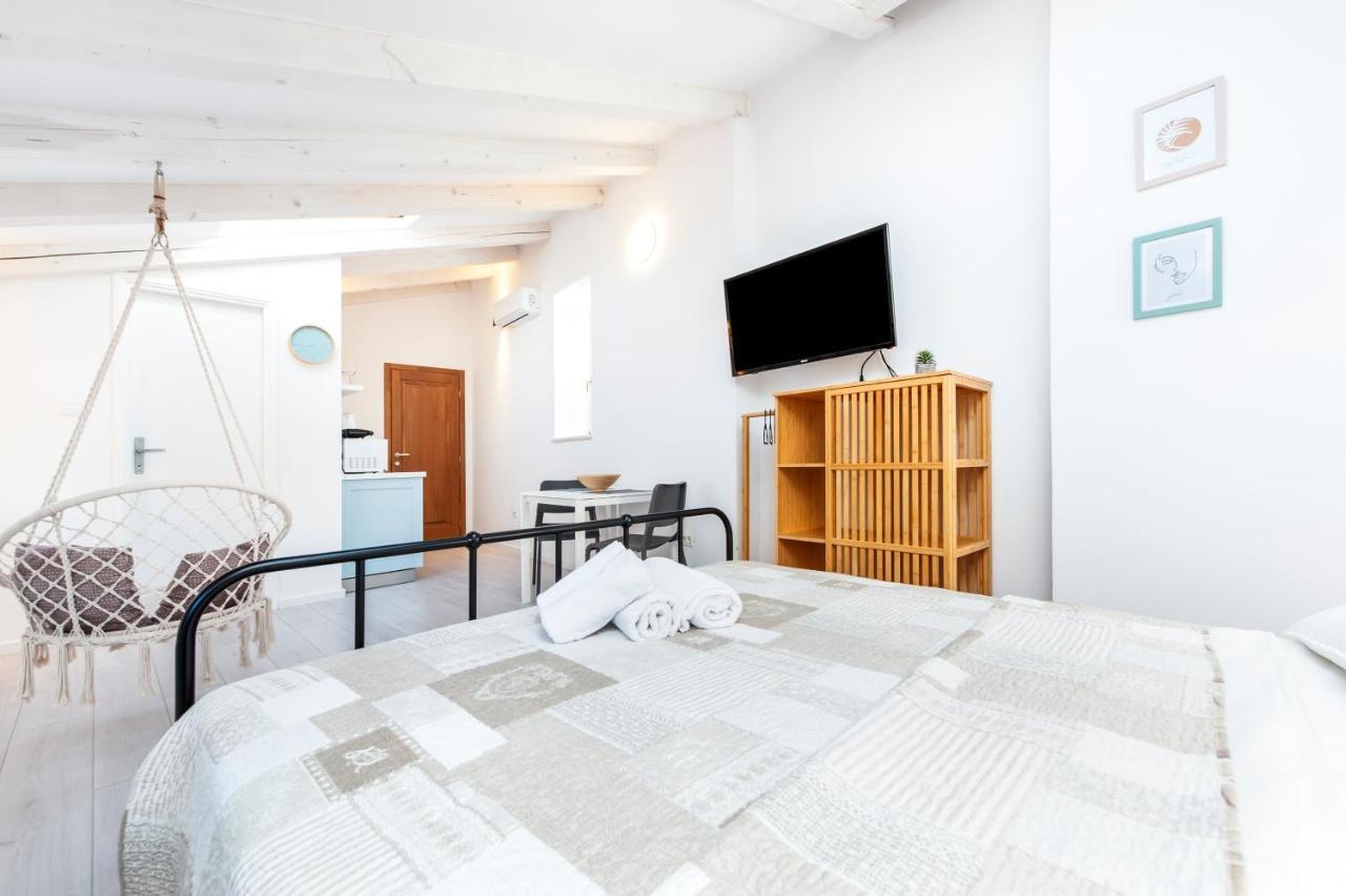 Cozy Garzoto Studios Rovinj Exteriör bild