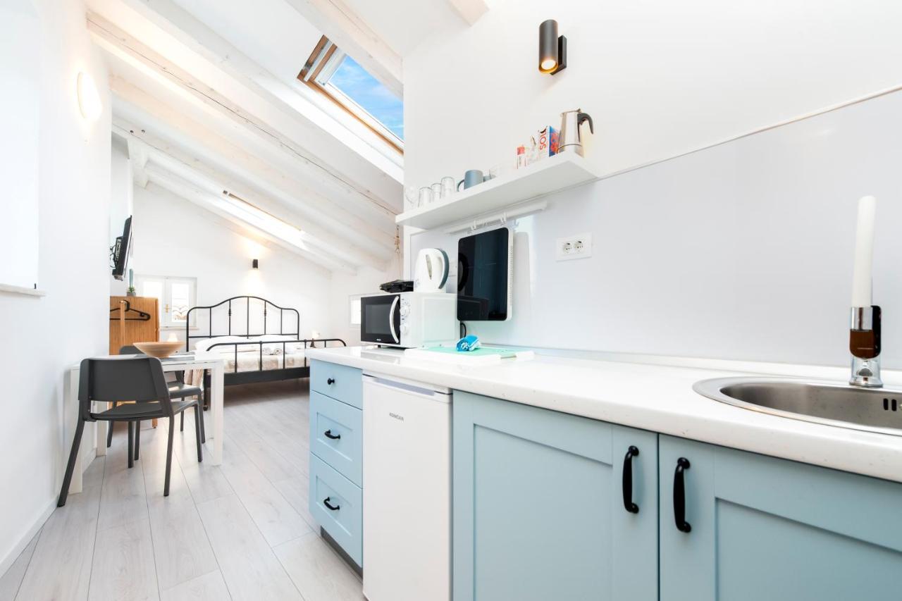 Cozy Garzoto Studios Rovinj Exteriör bild