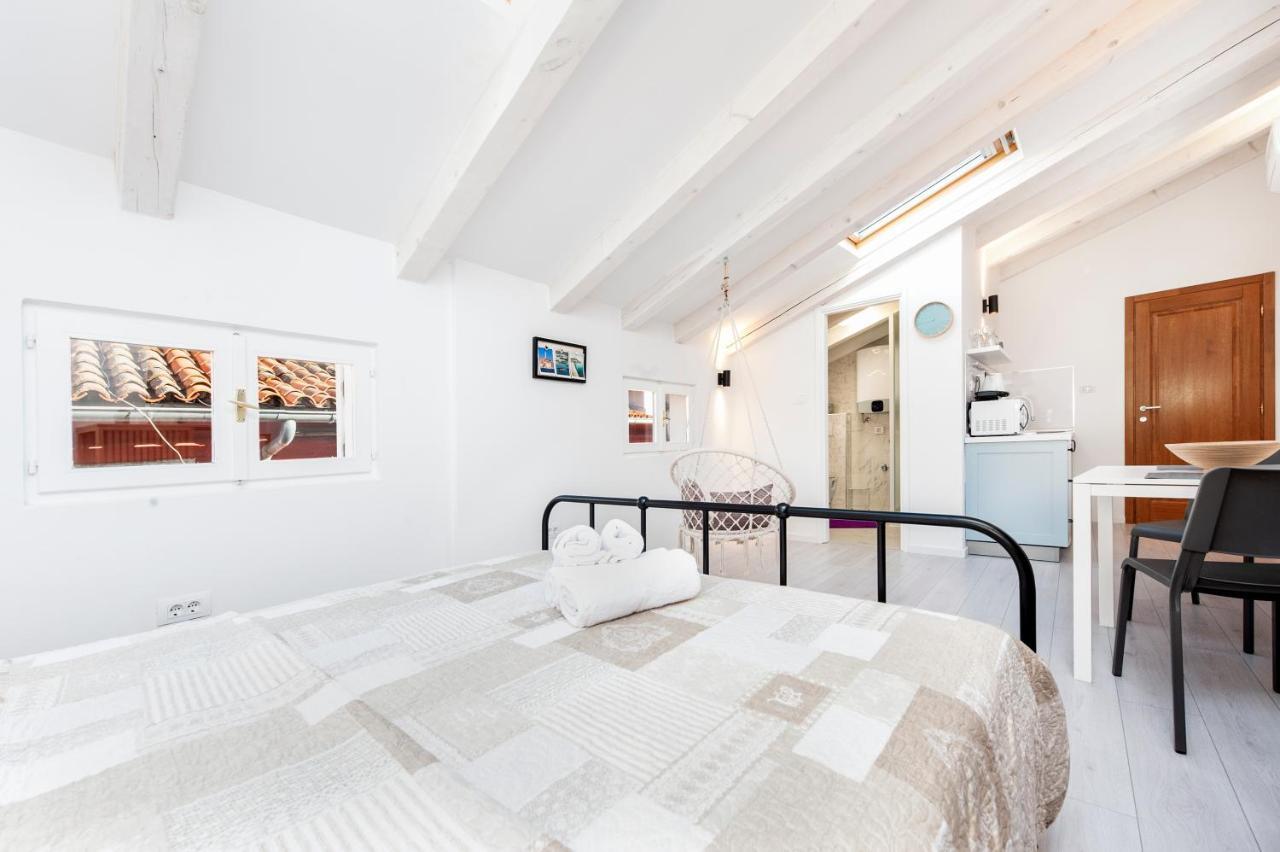 Cozy Garzoto Studios Rovinj Exteriör bild