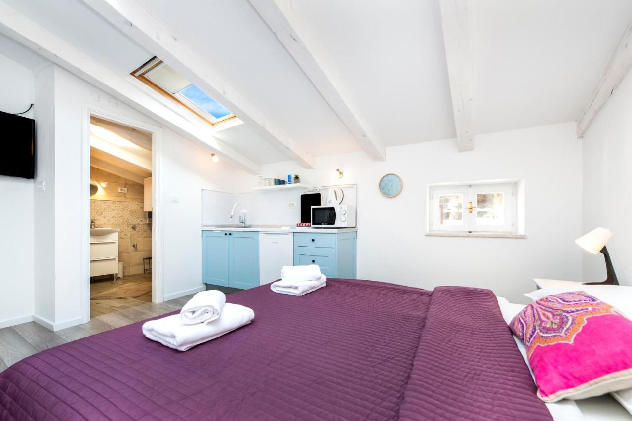 Cozy Garzoto Studios Rovinj Exteriör bild